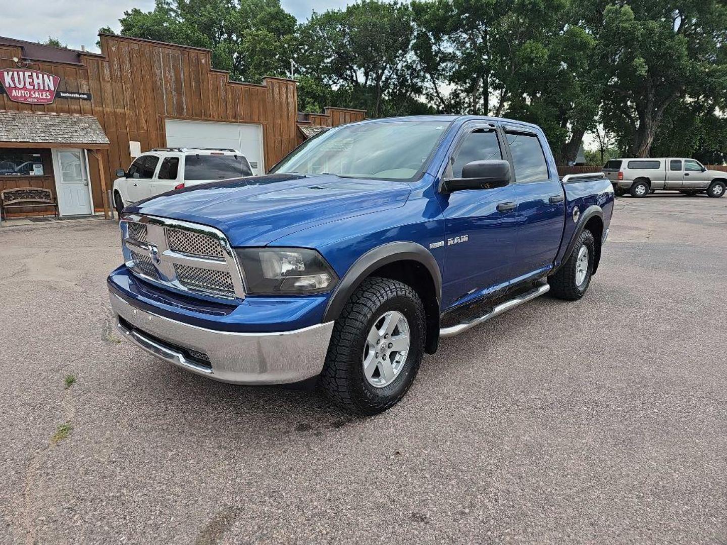 2009 BLUE /grey DODGE RAM 1500 (1D3HV13T59S) with an 5.7L engine, Automatic transmission, located at 495 Old Highway 20 West, South Sioux City, NE, 68776, (402) 494-2677, 42.458408, -96.443512 - Photo#0