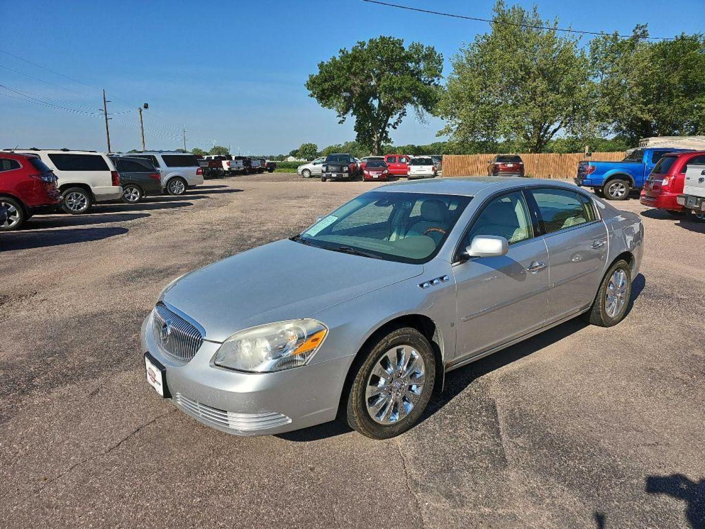 2009 SILVER BUICK LUCERNE CXL (1G4HD57M29U) with an 3.9L engine, Automatic transmission, located at 495 Old Highway 20 West, South Sioux City, NE, 68776, (402) 494-2677, 42.458408, -96.443512 - Photo#0