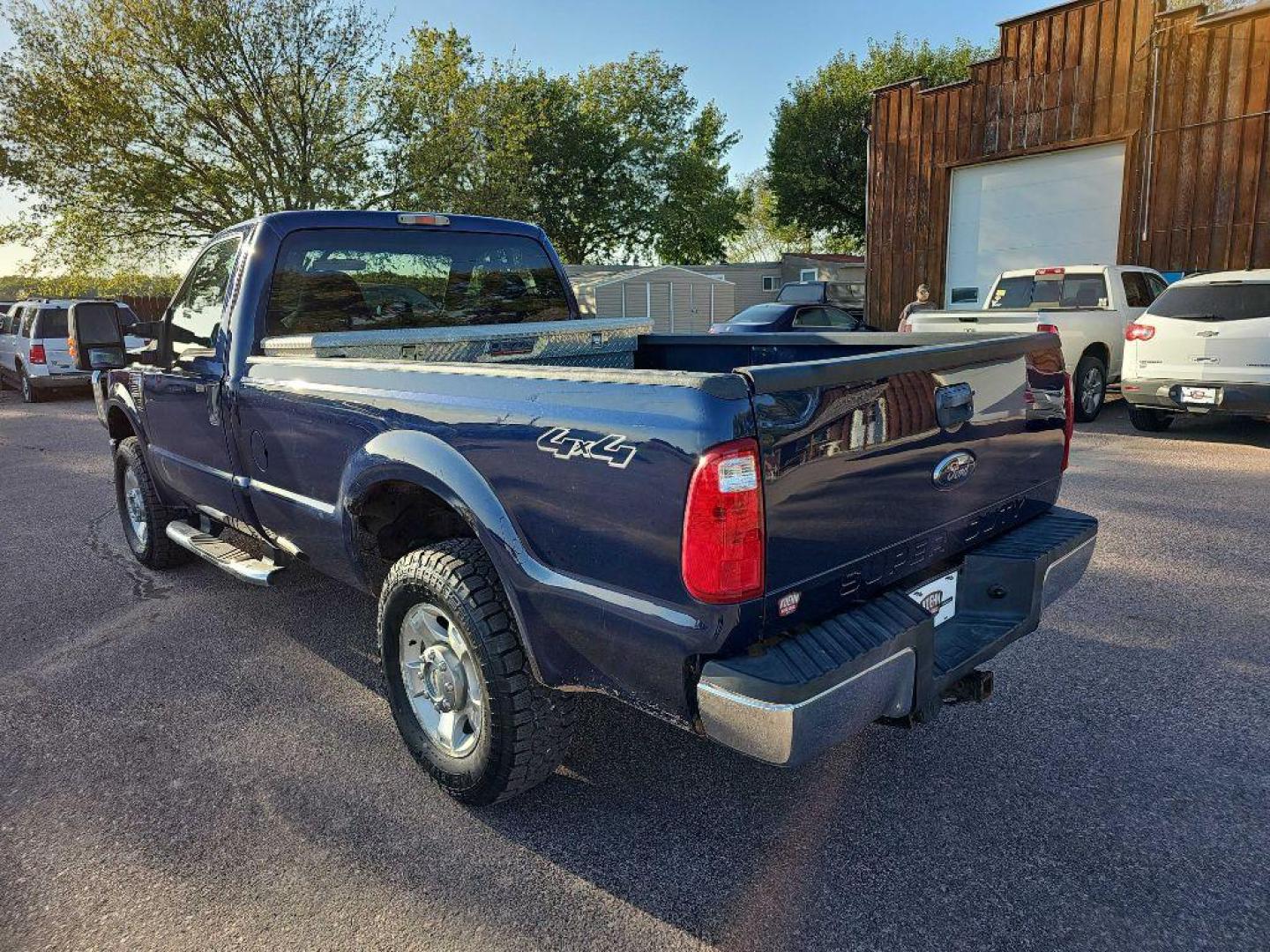 2009 BLUE FORD F250 SUPER DUTY (1FTSF21R39E) with an 6.4L engine, Automatic transmission, located at 495 Old Highway 20 West, South Sioux City, NE, 68776, (402) 494-2677, 42.458408, -96.443512 - Photo#2