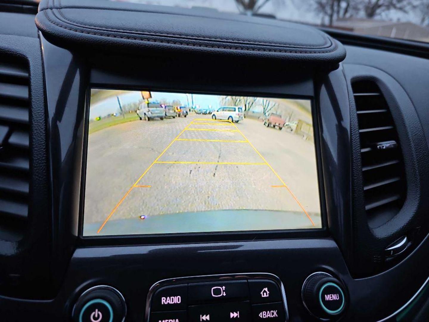 2014 GREY CHEVROLET IMPALA LTZ (2G1155S36E9) with an 3.6L engine, Automatic transmission, located at 495 Old Highway 20 West, South Sioux City, NE, 68776, (402) 494-2677, 42.458408, -96.443512 - Photo#12