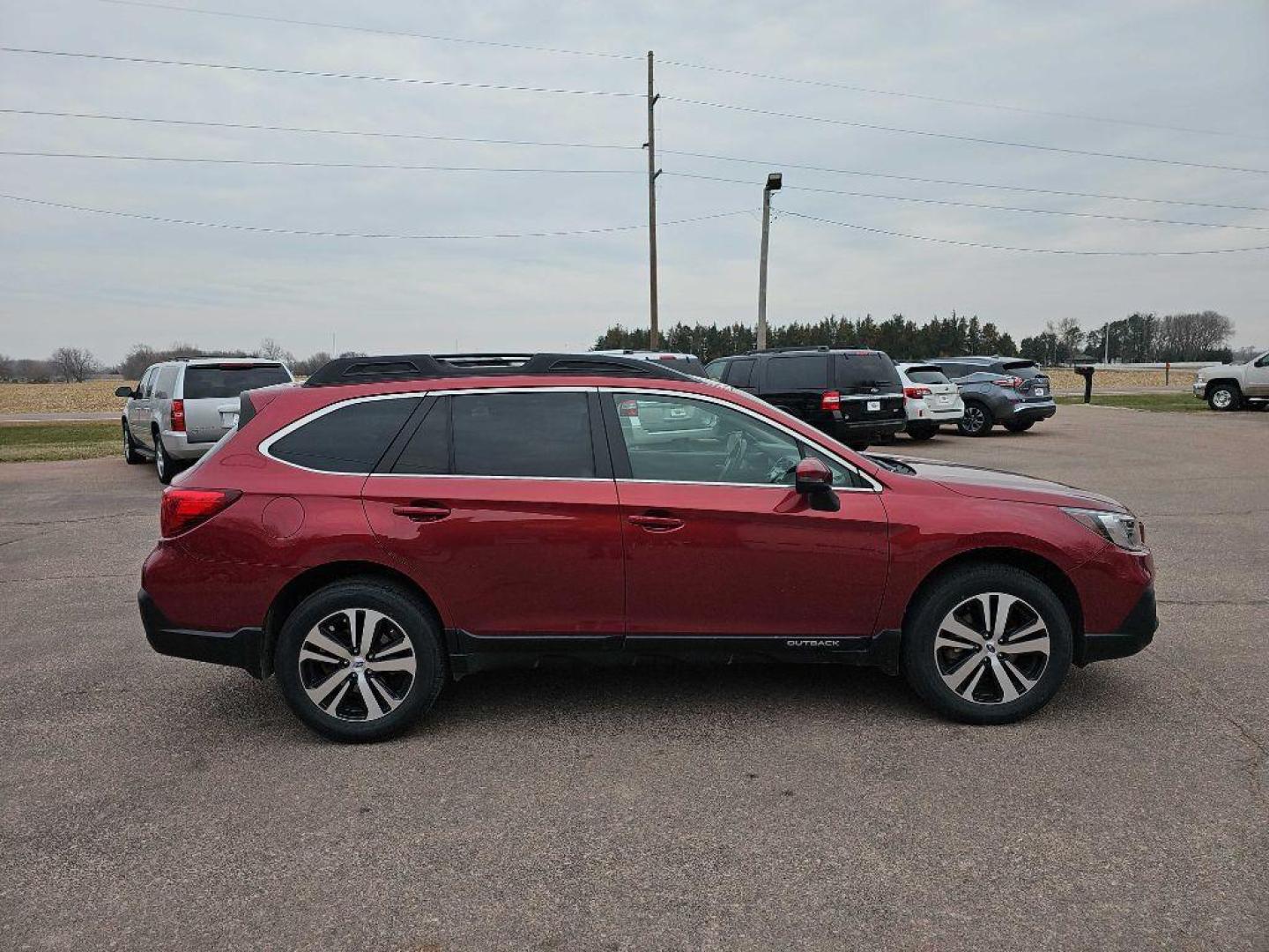 2019 MAROON SUBARU OUTBACK 2.5I LIMITED (4S4BSANC4K3) with an 2.5L engine, Continuously Variable transmission, located at 495 Old Highway 20 West, South Sioux City, NE, 68776, (402) 494-2677, 42.458408, -96.443512 - Photo#3