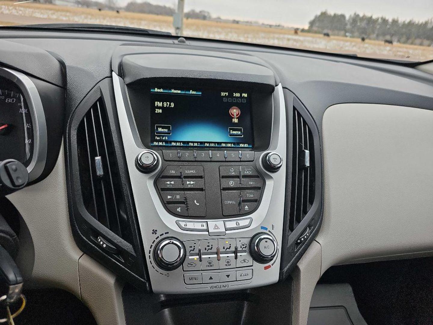 2015 RED CHEVROLET EQUINOX LT (2GNALBEK7F6) with an 2.4L engine, Automatic transmission, located at 495 Old Highway 20 West, South Sioux City, NE, 68776, (402) 494-2677, 42.458408, -96.443512 - Photo#9