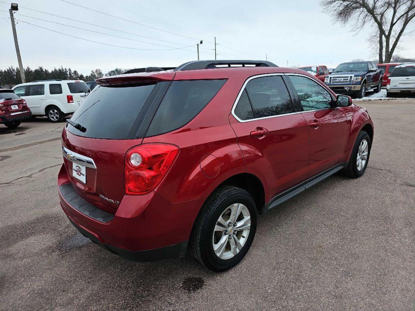 2015 RED CHEVROLET EQUINOX LT (2GNALBEK7F6) with an 2.4L engine, Automatic transmission, located at 495 Old Highway 20 West, South Sioux City, NE, 68776, (402) 494-2677, 42.458408, -96.443512 - Photo#4