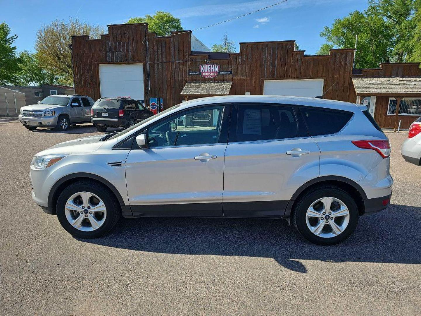 2016 SILVER FORD ESCAPE SE (1FMCU9GX8GU) with an 1.6L engine, Automatic transmission, located at 495 Old Highway 20 West, South Sioux City, NE, 68776, (402) 494-2677, 42.458408, -96.443512 - Photo#1