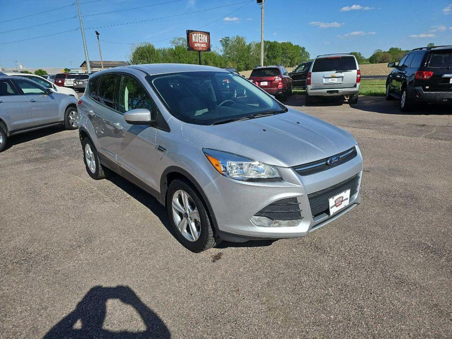 2016 SILVER FORD ESCAPE SE (1FMCU9GX8GU) with an 1.6L engine, Automatic transmission, located at 495 Old Highway 20 West, South Sioux City, NE, 68776, (402) 494-2677, 42.458408, -96.443512 - Photo#2