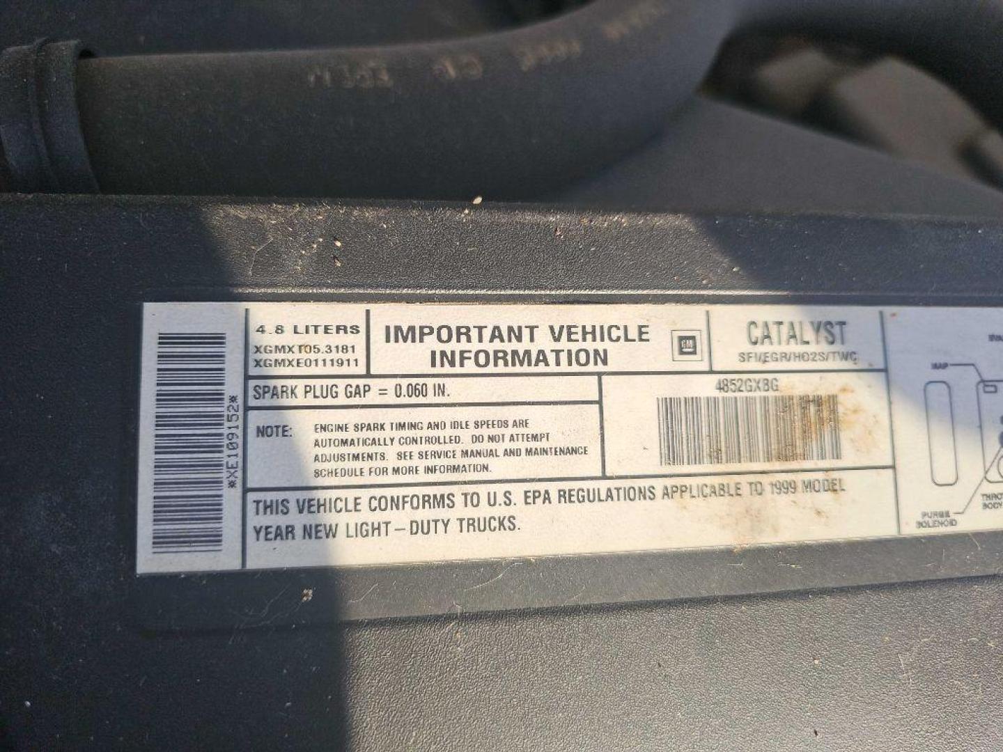 1999 PEWTER CHEVROLET SILVERADO K1500 (1GCEK19V5XE) with an 4.8L engine, Automatic transmission, located at 495 Old Highway 20 West, South Sioux City, NE, 68776, (402) 494-2677, 42.458408, -96.443512 - Photo#11