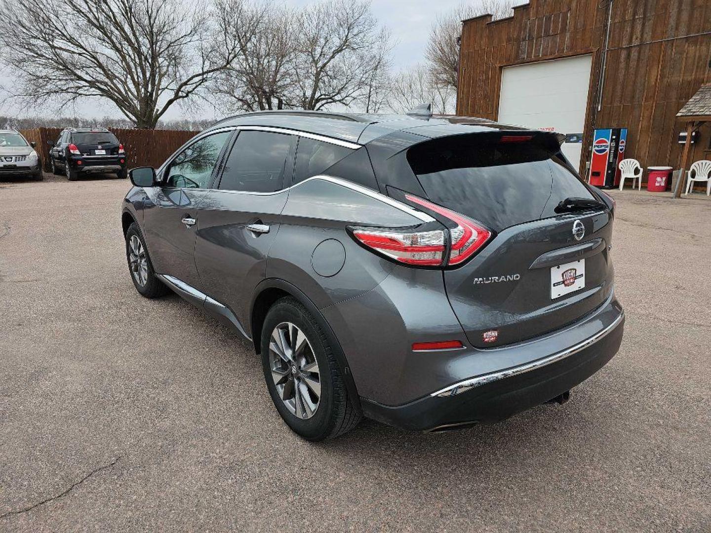 2017 SILVER NISSAN MURANO S (5N1AZ2MG2HN) with an 3.5L engine, Continuously Variable transmission, located at 495 Old Highway 20 West, South Sioux City, NE, 68776, (402) 494-2677, 42.458408, -96.443512 - Photo#2