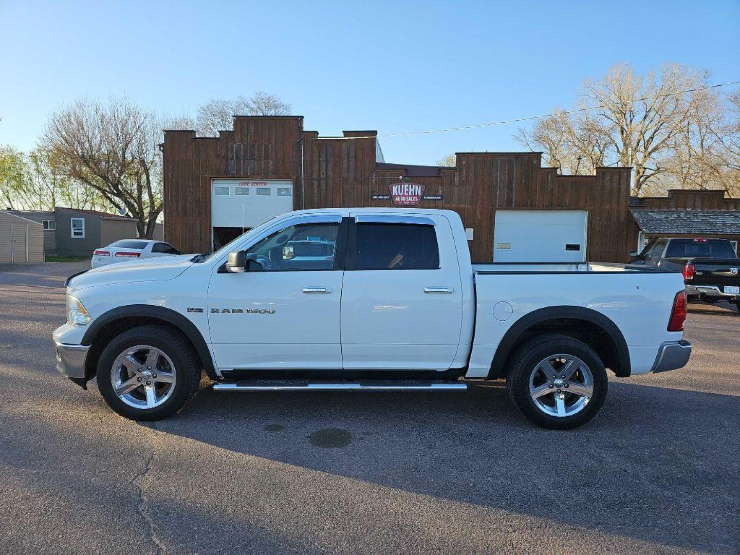 2012 WHITE DODGE RAM 1500 SLT (1C6RD7LT7CS) with an 5.7L engine, Automatic transmission, located at 495 Old Highway 20 West, South Sioux City, NE, 68776, (402) 494-2677, 42.458408, -96.443512 - Photo#0