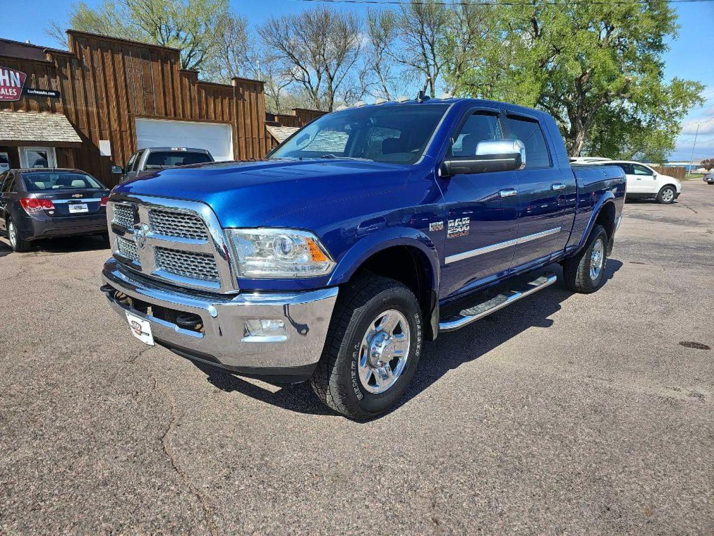 2015 BLUE RAM 2500 LARAMIE (3C6UR5NJ8FG) with an 6.4L engine, Automatic transmission, located at 495 Old Highway 20 West, South Sioux City, NE, 68776, (402) 494-2677, 42.458408, -96.443512 - Photo#0