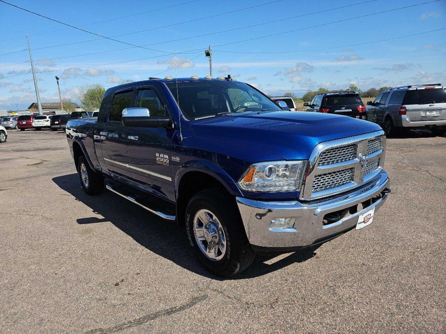 2015 BLUE RAM 2500 LARAMIE (3C6UR5NJ8FG) with an 6.4L engine, Automatic transmission, located at 495 Old Highway 20 West, South Sioux City, NE, 68776, (402) 494-2677, 42.458408, -96.443512 - Photo#5