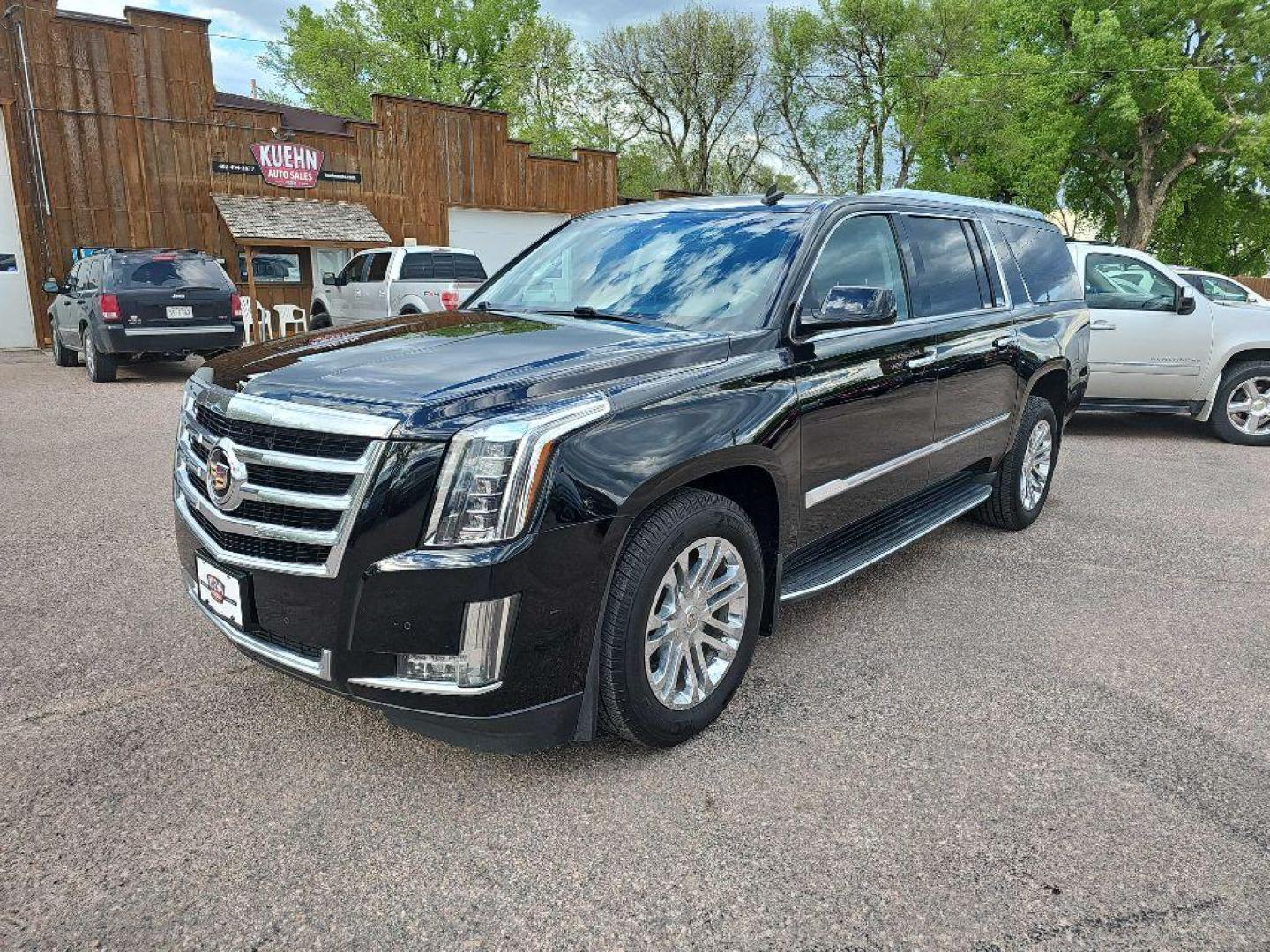 2015 BLACK CADILLAC ESCALADE ESV (1GYS4GKJ6FR) with an 6.2L engine, Automatic transmission, located at 495 Old Highway 20 West, South Sioux City, NE, 68776, (402) 494-2677, 42.458408, -96.443512 - Photo#0