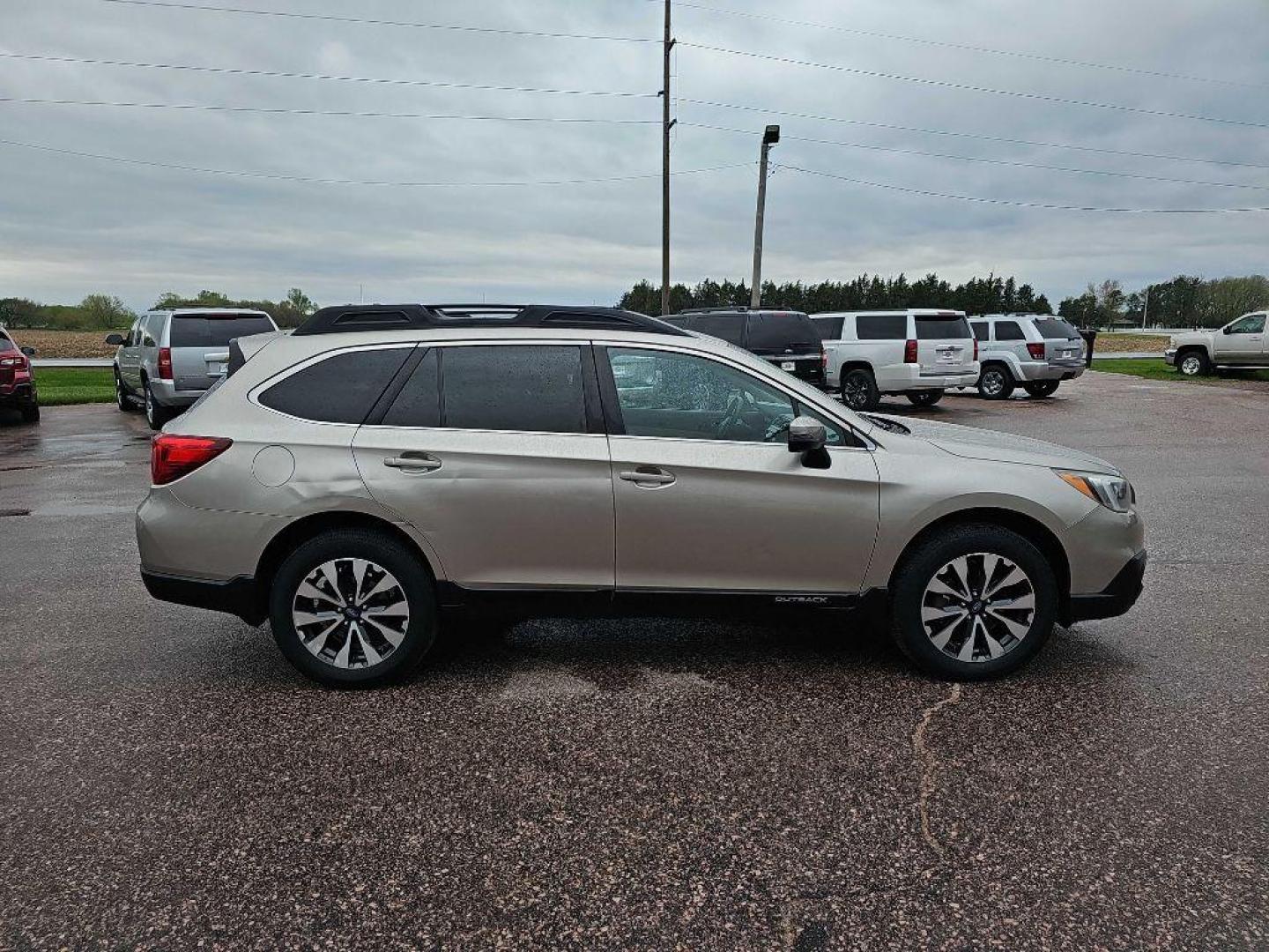 2016 TAN SUBARU OUTBACK 2.5I LIMITED (4S4BSBNC1G3) with an 2.5L engine, Continuously Variable transmission, located at 495 Old Highway 20 West, South Sioux City, NE, 68776, (402) 494-2677, 42.458408, -96.443512 - Photo#1