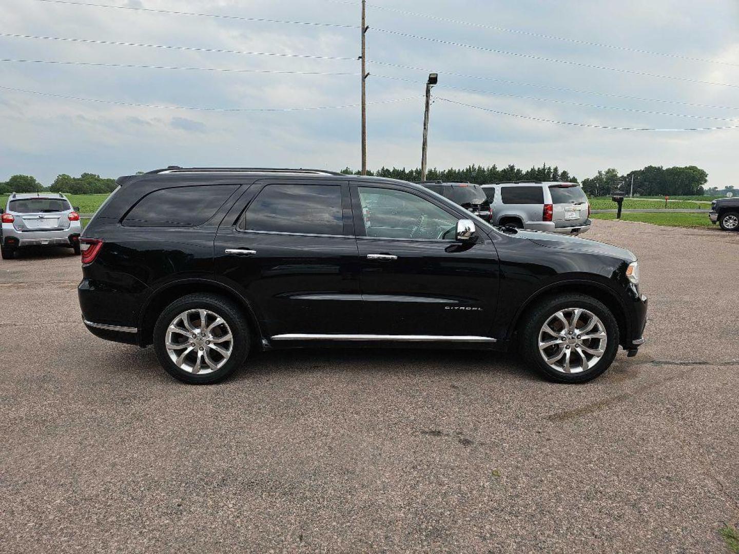 2017 BLACK DODGE DURANGO CITADEL (1C4RDJEG0HC) with an 3.6L engine, Automatic transmission, located at 495 Old Highway 20 West, South Sioux City, NE, 68776, (402) 494-2677, 42.458408, -96.443512 - Photo#5