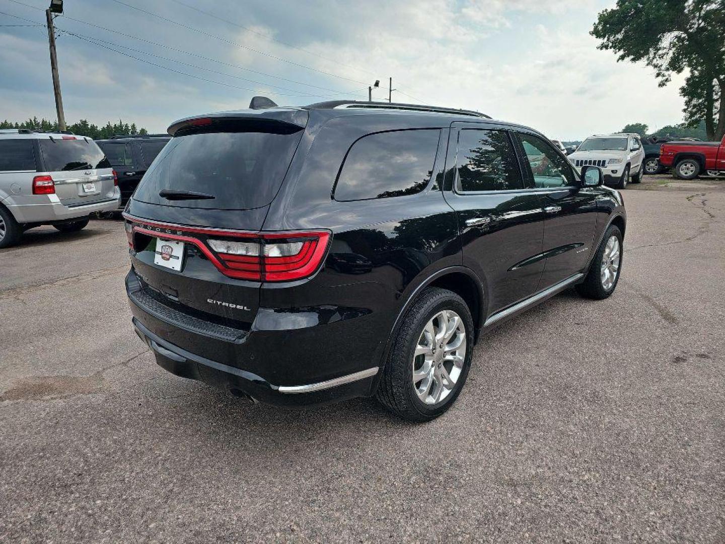 2017 BLACK DODGE DURANGO CITADEL (1C4RDJEG0HC) with an 3.6L engine, Automatic transmission, located at 495 Old Highway 20 West, South Sioux City, NE, 68776, (402) 494-2677, 42.458408, -96.443512 - Photo#7