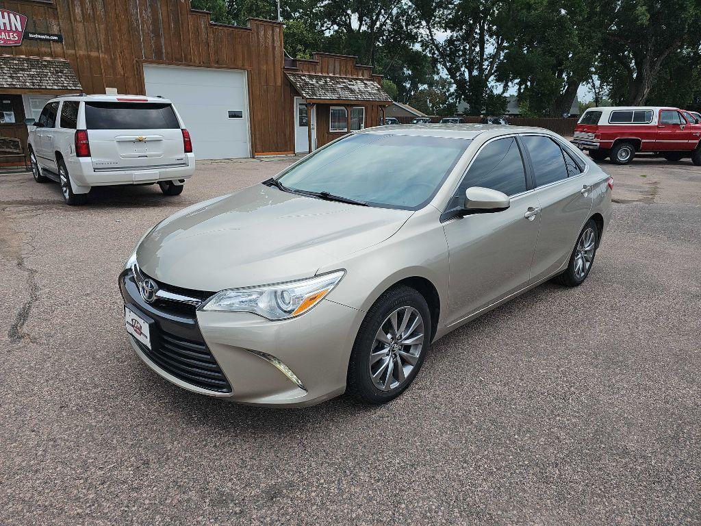 photo of 2017 TOYOTA CAMRY 4DR