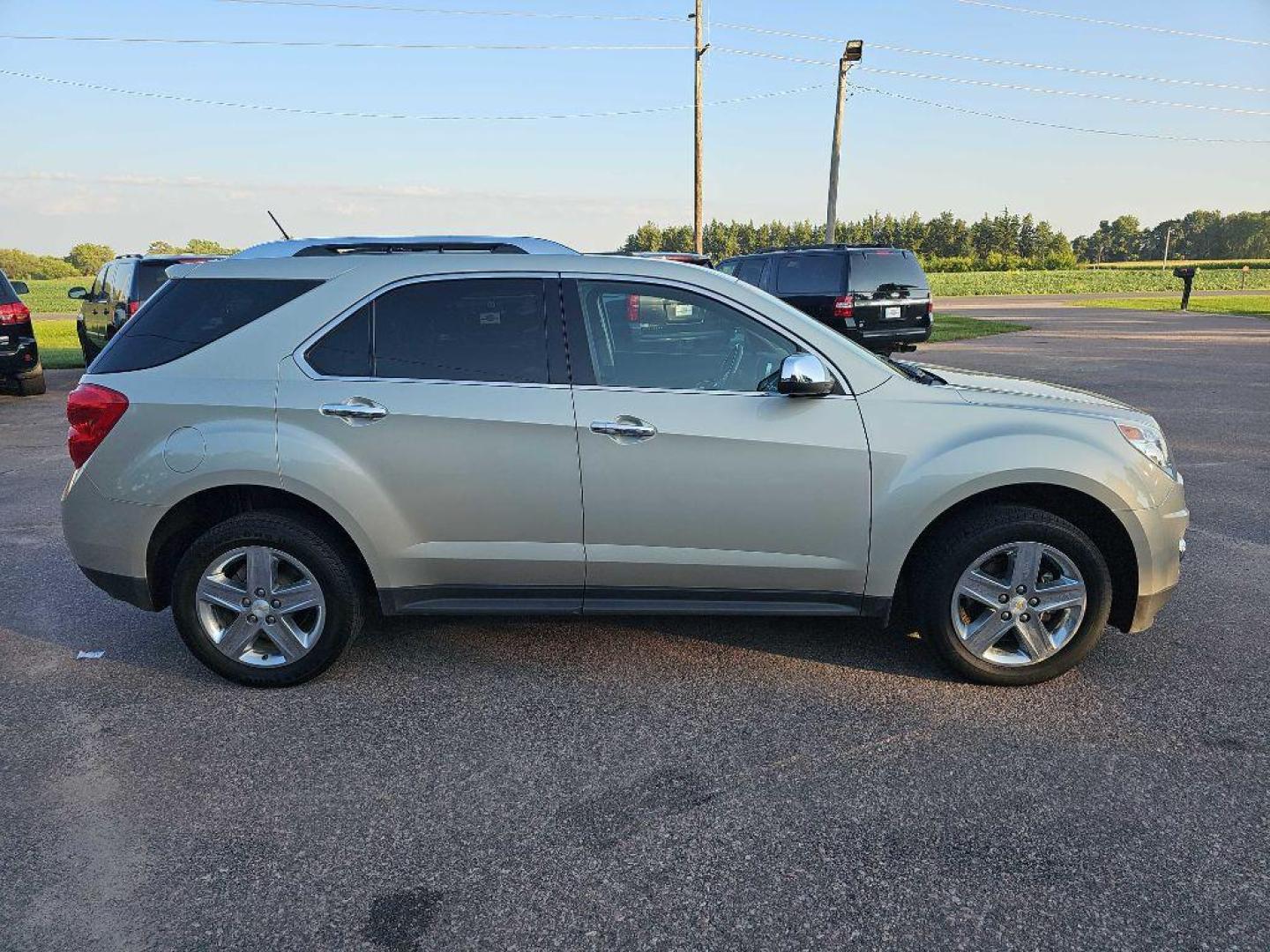 2014 TAN CHEVROLET EQUINOX LTZ (2GNALDEK2E6) with an 2.4L engine, Automatic transmission, located at 495 Old Highway 20 West, South Sioux City, NE, 68776, (402) 494-2677, 42.458408, -96.443512 - Photo#0