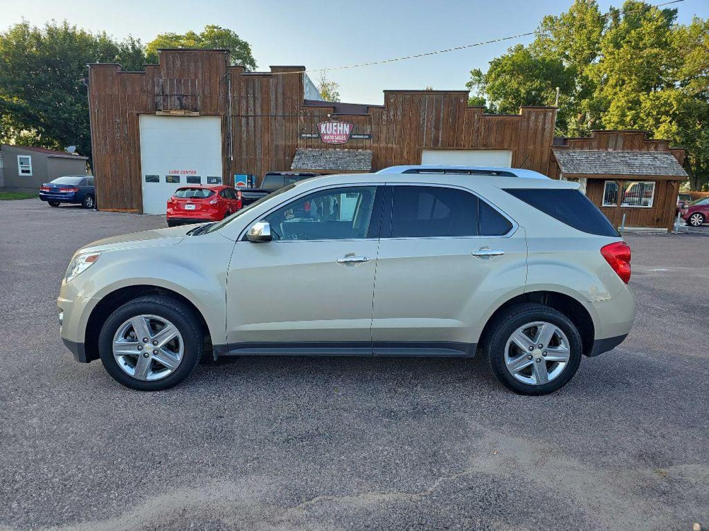 2014 TAN CHEVROLET EQUINOX LTZ (2GNALDEK2E6) with an 2.4L engine, Automatic transmission, located at 495 Old Highway 20 West, South Sioux City, NE, 68776, (402) 494-2677, 42.458408, -96.443512 - Photo#5