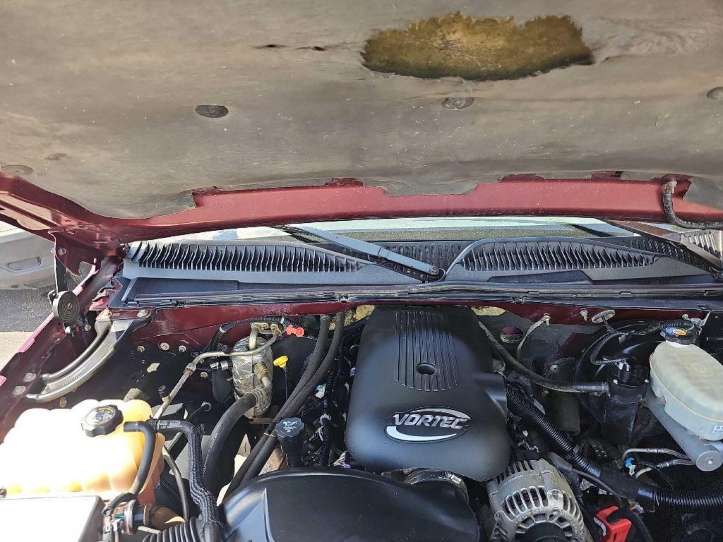 2003 MAROON CHEVROLET SILVERADO 1500 (2GCEK19T431) with an 5.3L engine, Automatic transmission, located at 495 Old Highway 20 West, South Sioux City, NE, 68776, (402) 494-2677, 42.458408, -96.443512 - Photo#10