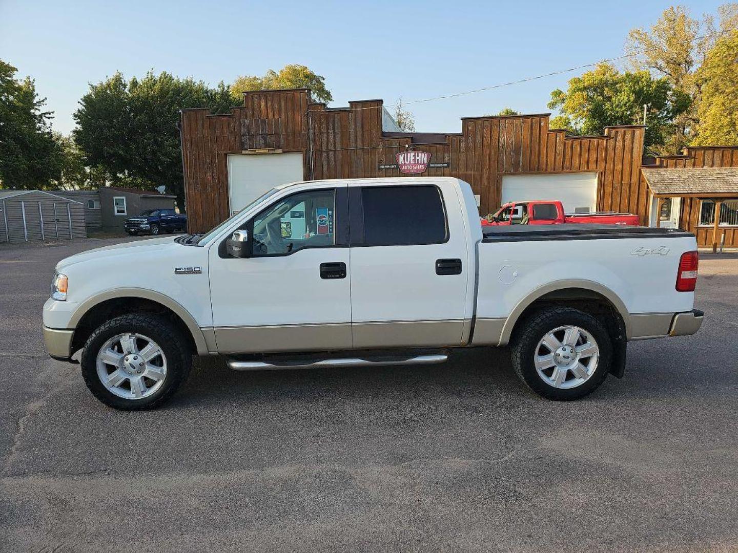 2007 WHITE FORD F150 SUPERCREW (1FTPW14V87K) with an 5.4L engine, Automatic transmission, located at 495 Old Highway 20 West, South Sioux City, NE, 68776, (402) 494-2677, 42.458408, -96.443512 - Photo#1