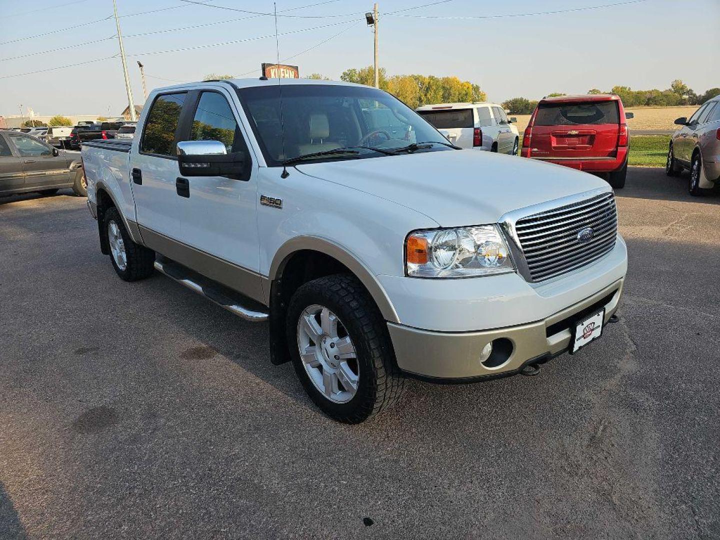 2007 WHITE FORD F150 SUPERCREW (1FTPW14V87K) with an 5.4L engine, Automatic transmission, located at 495 Old Highway 20 West, South Sioux City, NE, 68776, (402) 494-2677, 42.458408, -96.443512 - Photo#5