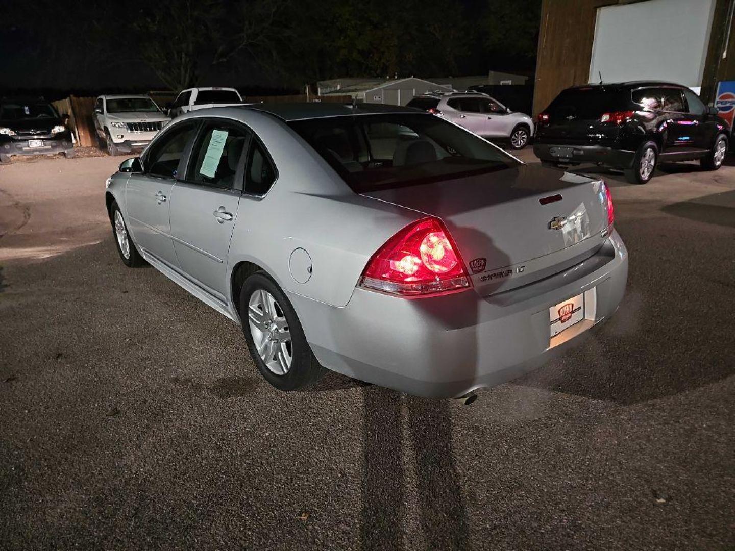 2016 GREY CHEVROLET IMPALA LIMITED LT (2G1WB5E34G1) with an 3.6L engine, Automatic transmission, located at 495 Old Highway 20 West, South Sioux City, NE, 68776, (402) 494-2677, 42.458408, -96.443512 - Photo#2