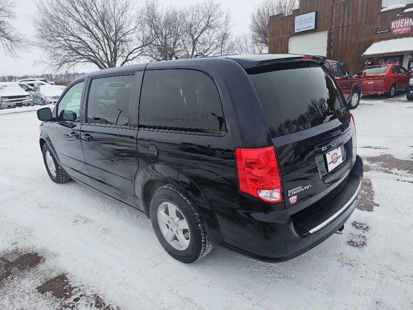 2011 BLACK DODGE GRAND CARAVAN MAINSTREET (2D4RN3DG2BR) with an 3.6L engine, Automatic transmission, located at 495 Old Highway 20 West, South Sioux City, NE, 68776, (402) 494-2677, 42.458408, -96.443512 - Photo#16