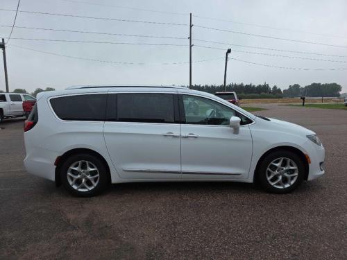 2017 CHRYSLER PACIFICA TOURING L PLUS