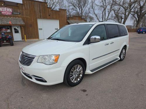 2011 CHRYSLER TOWN and COUNTRY LIMITED
